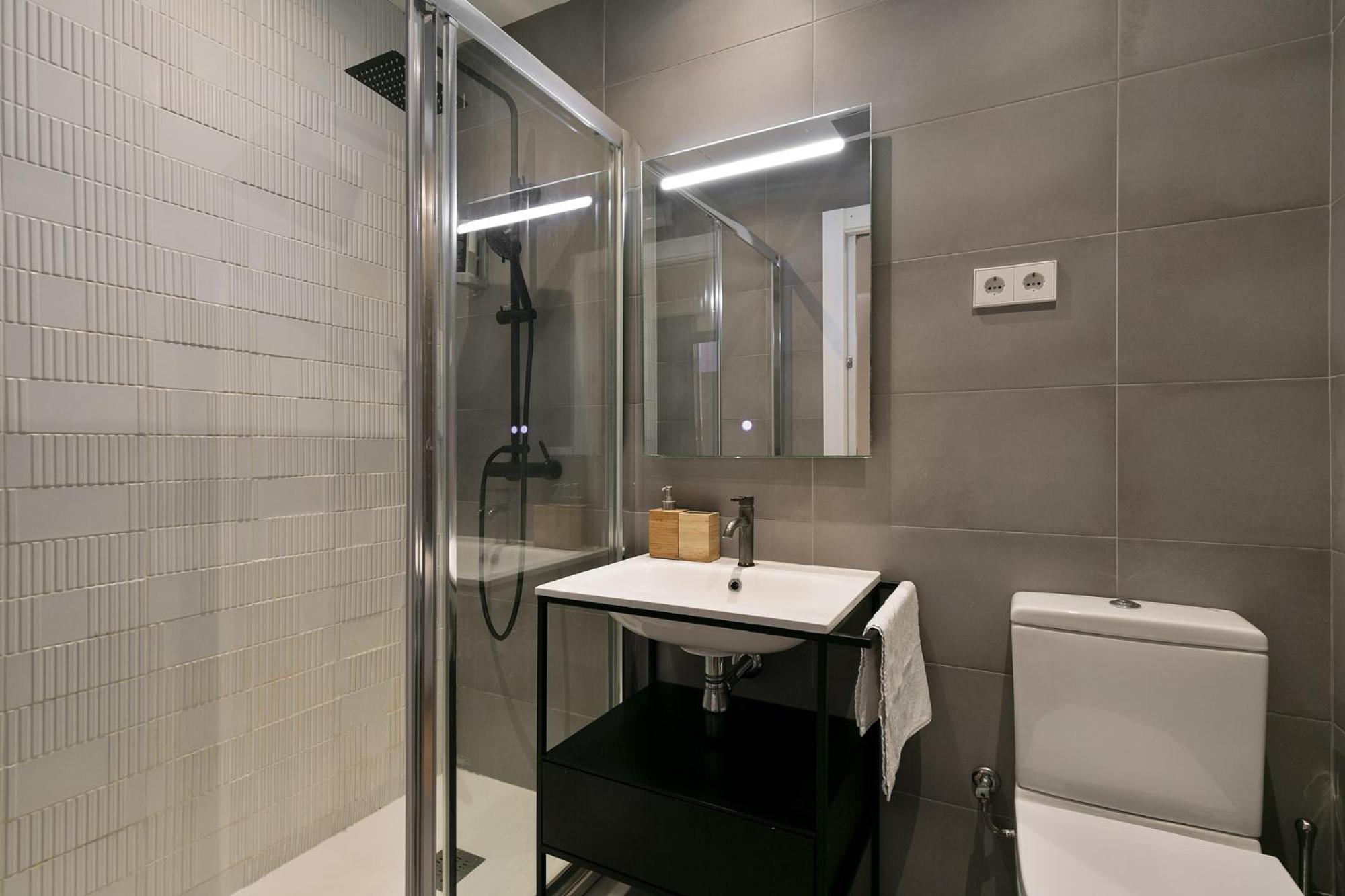 Arte Suites By Olala Homes L'Hospitalet de Llobregat Bagian luar foto